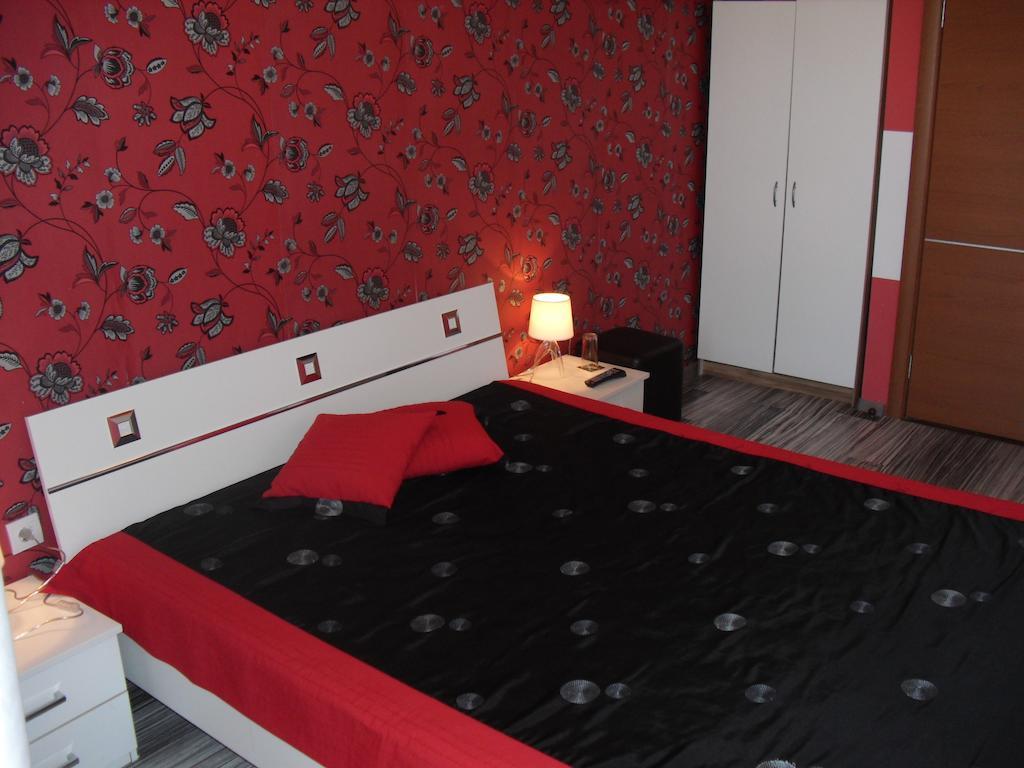 Family Hotel Malibu Černomorec Quarto foto