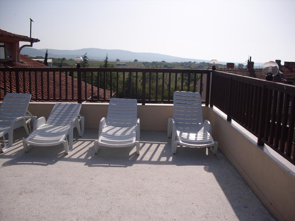 Family Hotel Malibu Černomorec Exterior foto